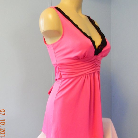 Top - Picture 4 of 8